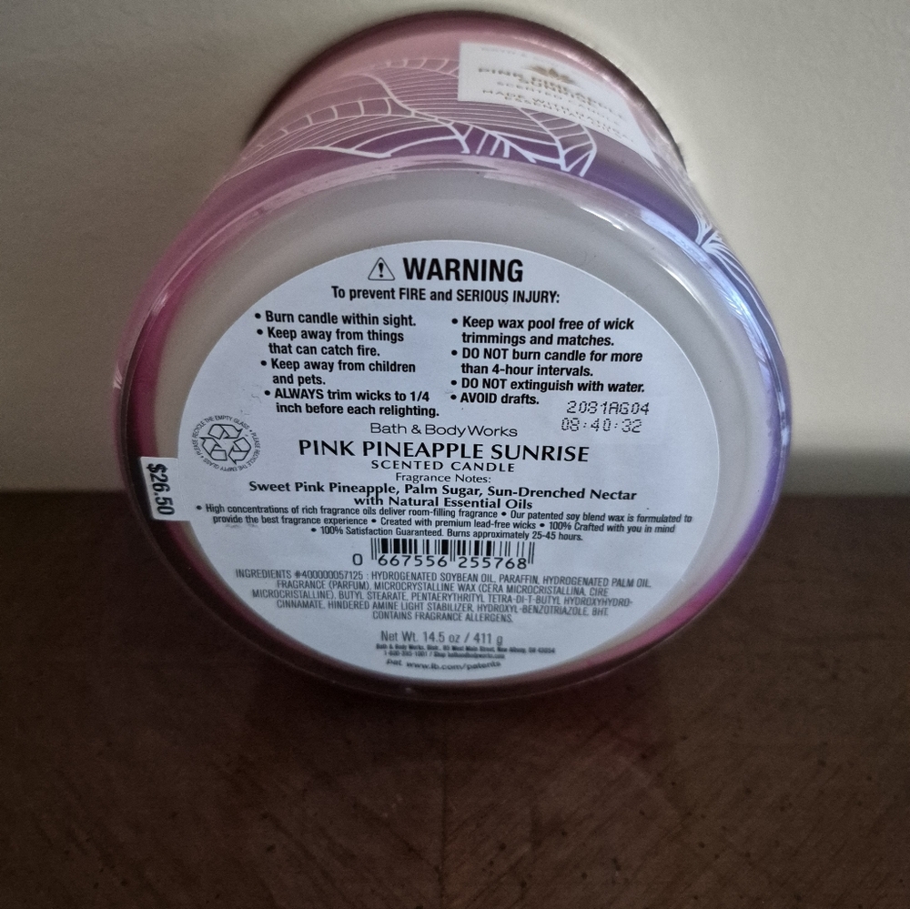Bath & Body Works Pink Pineapple Sunrise Candle - Picture 3 of 3